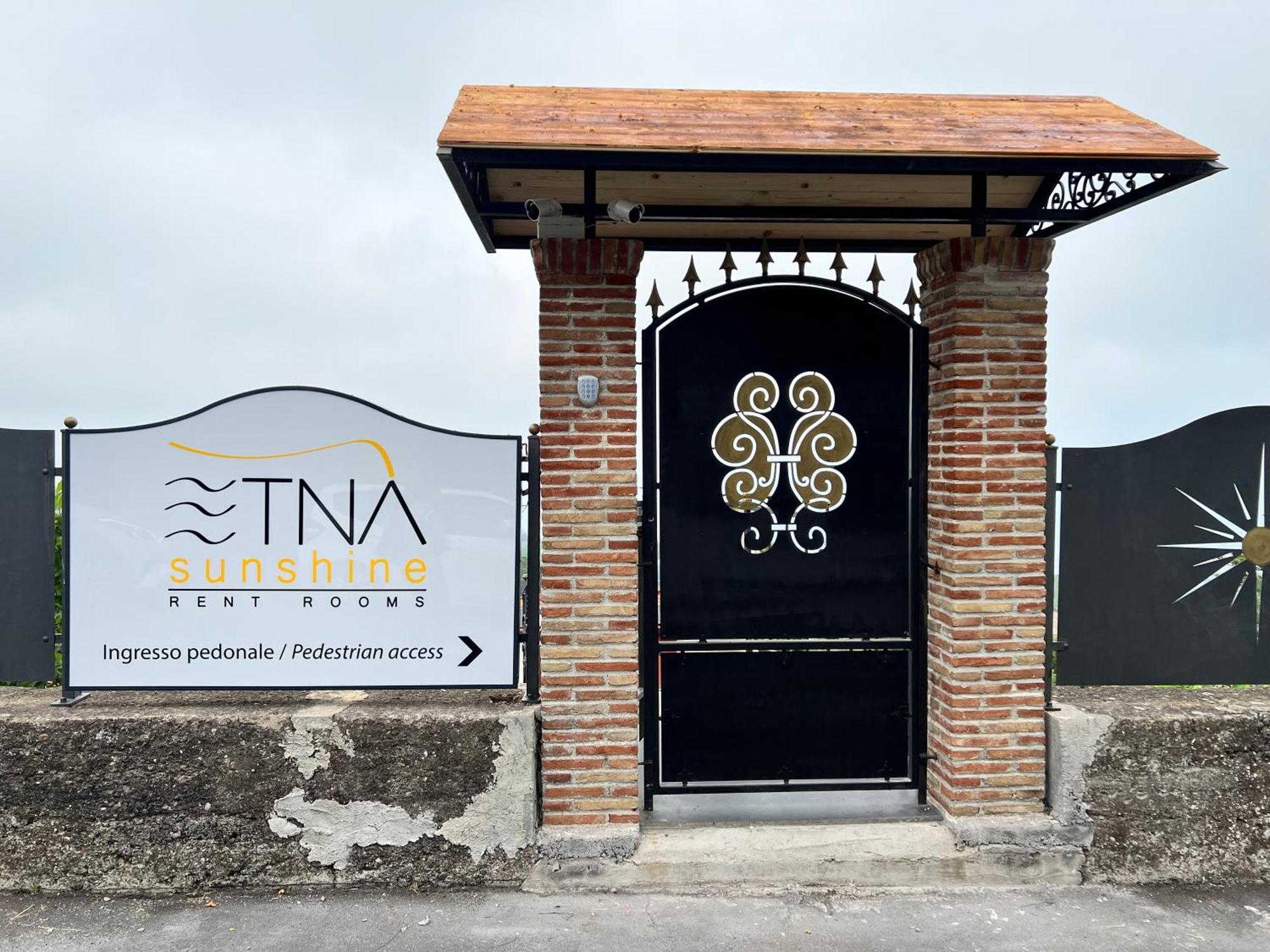Etna Sunshine Rent Rooms Puntalazzo Exterior foto