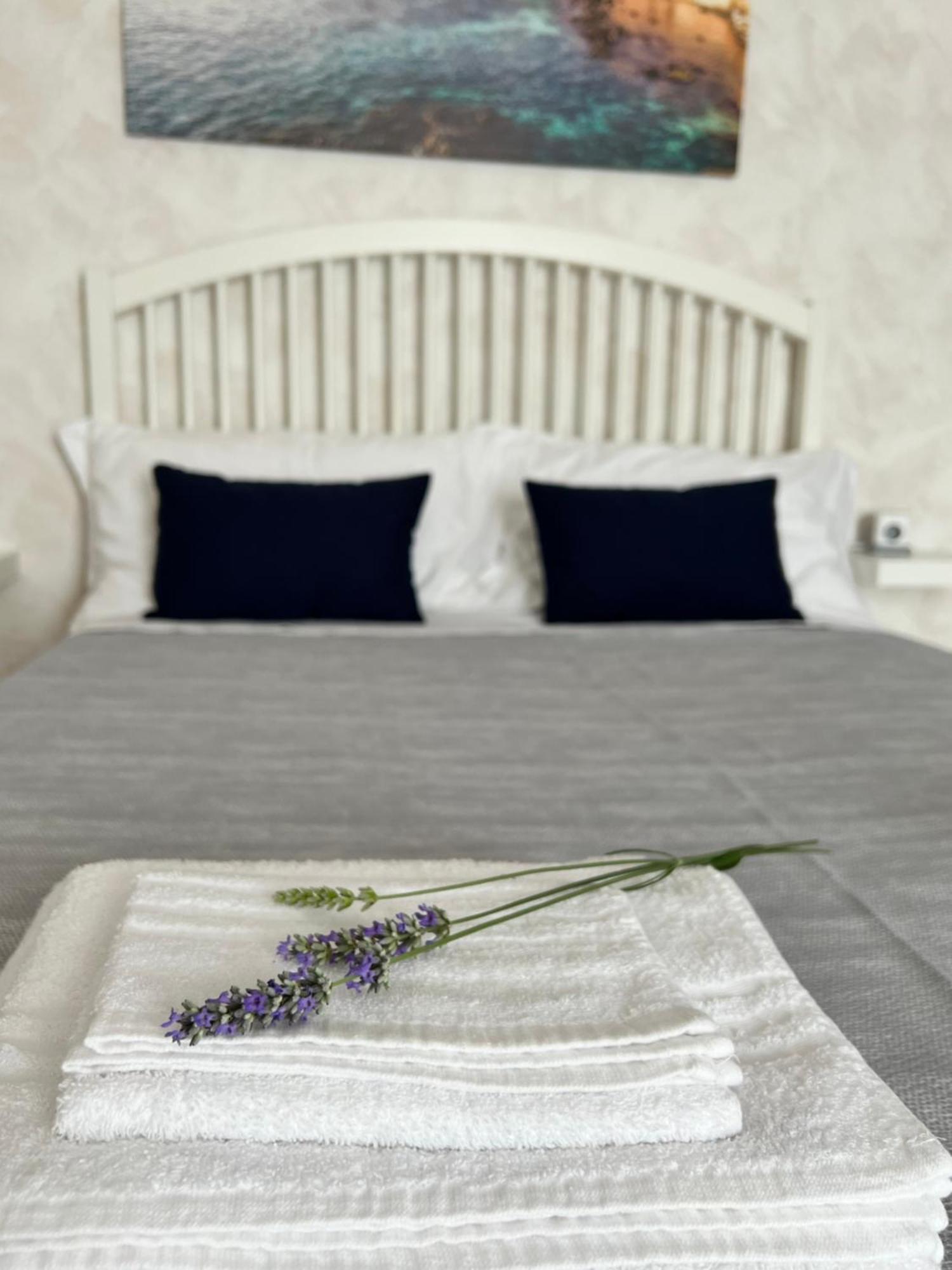 Etna Sunshine Rent Rooms Puntalazzo Exterior foto